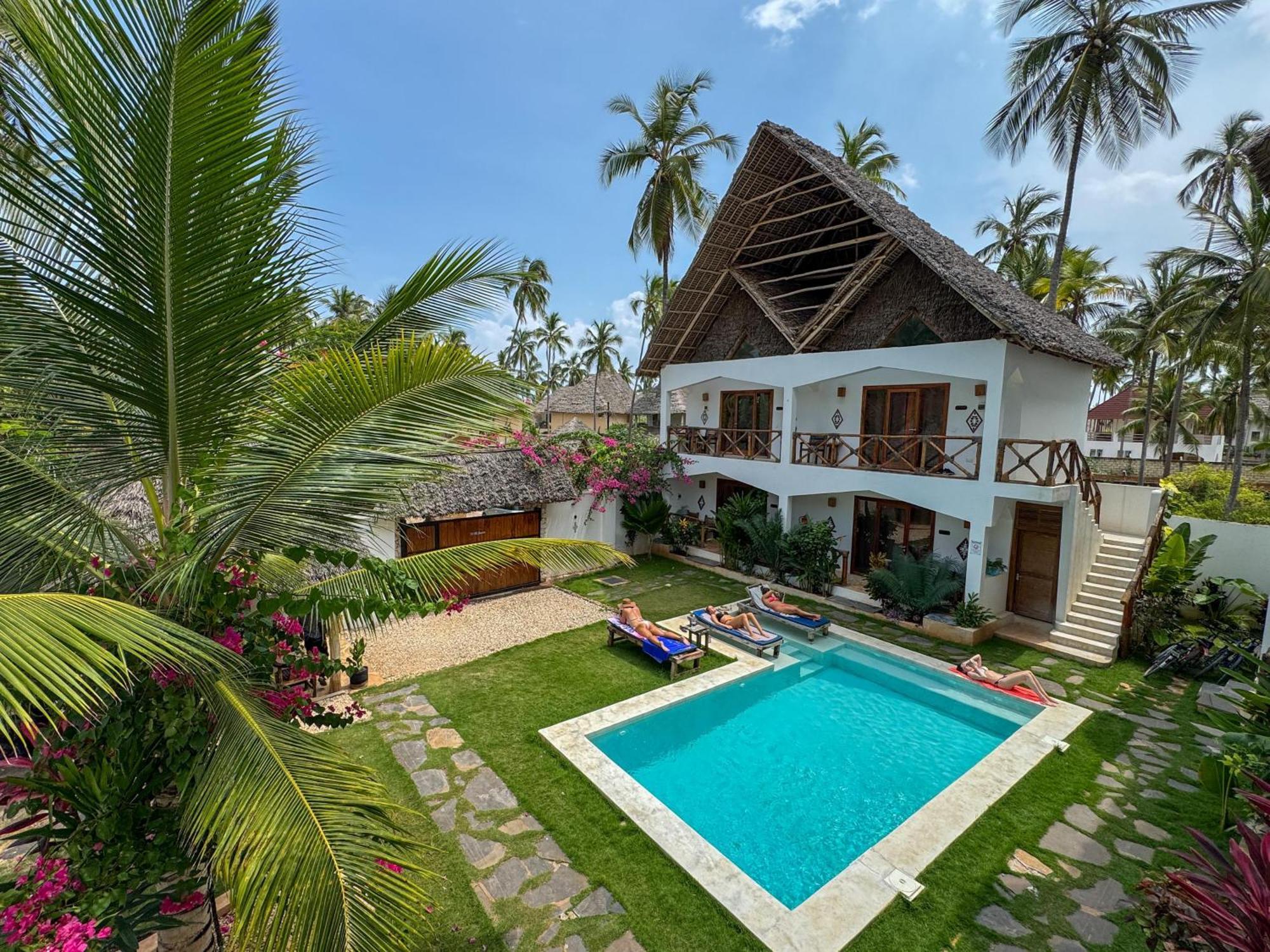 Mambo Cabana Pwani Mchangani Exterior photo