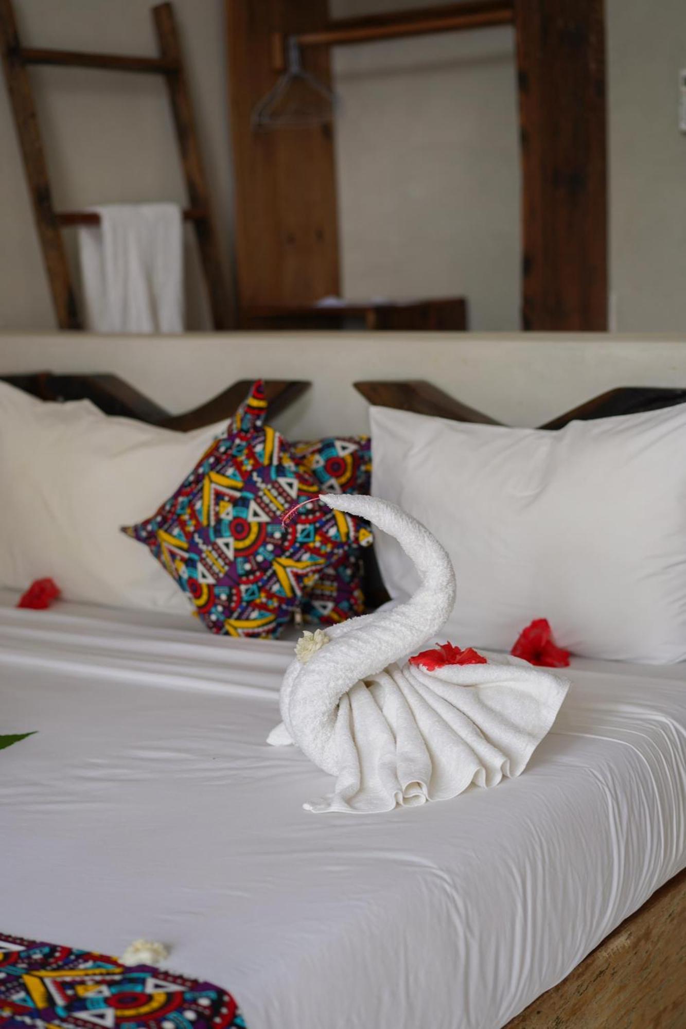 Mambo Cabana Pwani Mchangani Exterior photo